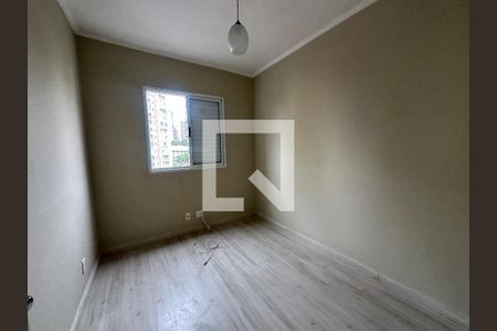 Quarto 1 de apartamento para alugar com 3 quartos, 67m² em Jardim Tupanci, Barueri