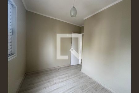 Quarto 2 de apartamento para alugar com 3 quartos, 67m² em Jardim Tupanci, Barueri