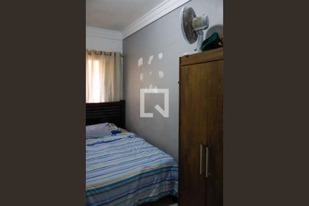 Quarto 2 de casa à venda com 6 quartos, 170m² em Jardim Roberto, Osasco