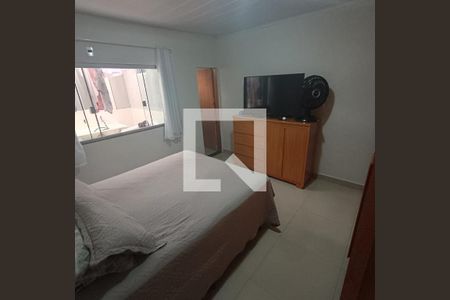 Suíte de casa à venda com 4 quartos, 120m² em Conjunto C5, Brasília