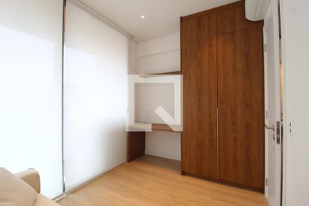 Quarto 1 de apartamento para alugar com 2 quartos, 71m² em Itaim Bibi, São Paulo