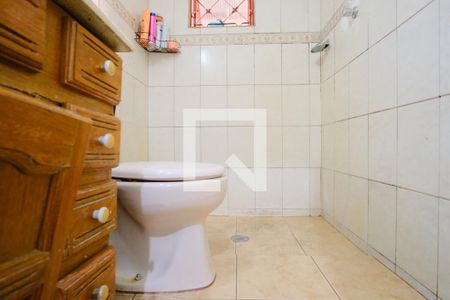 Banheiro de casa para alugar com 1 quarto, 200m² em Vila Carrão, São Paulo