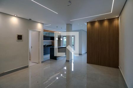 Sala de casa de condomínio para alugar com 3 quartos, 345m² em Botujuru, Mogi das Cruzes