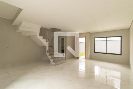 Sala/Cozinha de casa de condomínio à venda com 3 quartos, 115m² em Novo Mundo, Curitiba