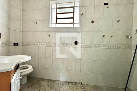 Banheiro da Suíte de casa para alugar com 3 quartos, 157m² em Parque Jabaquara, São Paulo