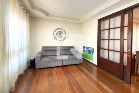 Casa à venda com 5 quartos, 360m² em Fernão Dias, Belo Horizonte
