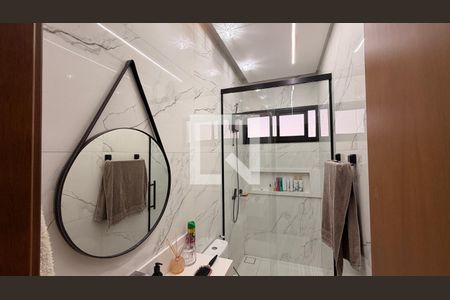 Banheiro da Suíte 1 de casa para alugar com 3 quartos, 360m² em Moinho dos Ventos, Goiânia
