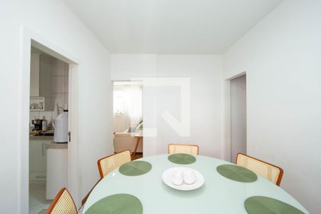 Sala de apartamento à venda com 4 quartos, 120m² em Nova Suíça, Belo Horizonte