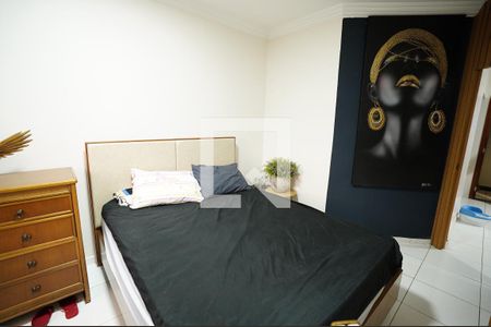 Casa à venda com 4 quartos, 300m² em Jardim Presidente, Goiânia