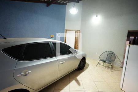 Casa à venda com 4 quartos, 300m² em Jardim Presidente, Goiânia