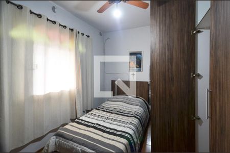 Suíte de casa à venda com 3 quartos, 300m² em Santa Cruz, Belo Horizonte