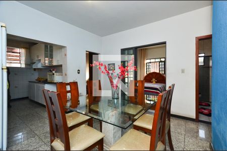 Sala de Jantar de casa à venda com 3 quartos, 300m² em Santa Cruz, Belo Horizonte