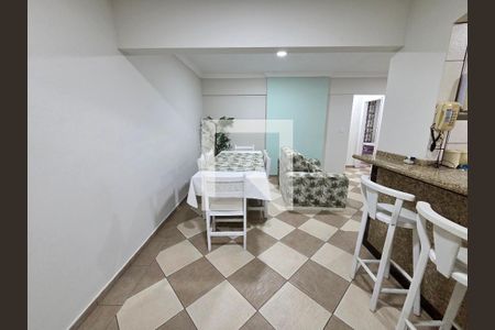 Sala de apartamento para alugar com 2 quartos, 139m² em Balneario Flórida, Praia Grande