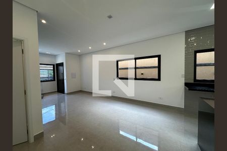 Sala de casa de condomínio à venda com 3 quartos, 182m² em Villas do Jaguari, Santana de Parnaíba