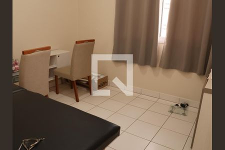 Quarto 1 de apartamento à venda com 3 quartos, 70m² em Vila Sao Luiz, Goiânia
