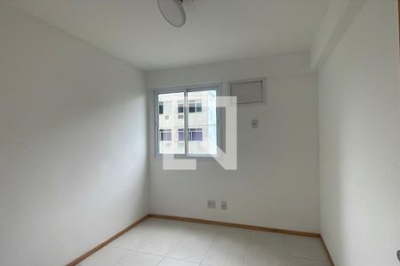 Quarto 2 de apartamento para alugar com 3 quartos, 88m² em Jardim Vinte E Cinco de Agosto, Duque de Caxias