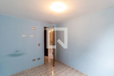 Quarto 2 de apartamento para alugar com 2 quartos, 48m² em Conjunto Habitacional Fazenda do Carmo, São Paulo