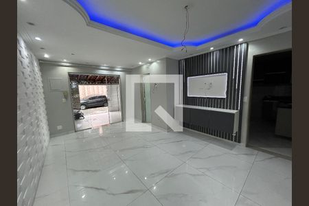 Sala de casa para alugar com 4 quartos, 173m² em Quintino Bocaiúva, Rio de Janeiro