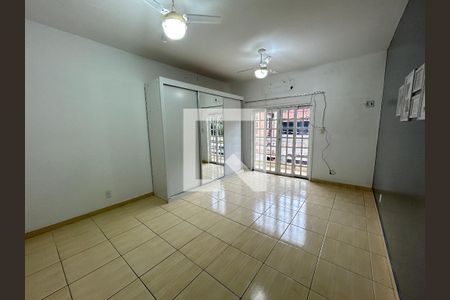 Quarto 1 de casa para alugar com 4 quartos, 173m² em Quintino Bocaiúva, Rio de Janeiro