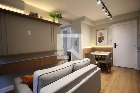 Sala/Cozinha de apartamento para alugar com 2 quartos, 44m² em Cidade Jardim, São Paulo