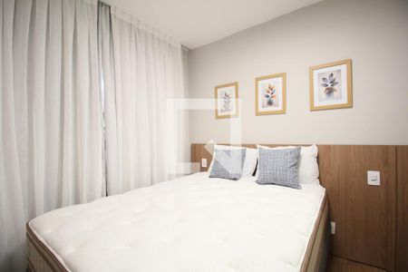 Quarto 1 de apartamento para alugar com 2 quartos, 44m² em Cidade Jardim, São Paulo