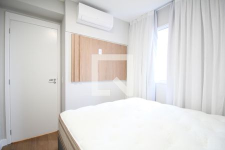 Quarto 1 de apartamento para alugar com 2 quartos, 44m² em Cidade Jardim, São Paulo