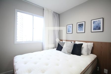 Quarto 1 de apartamento para alugar com 2 quartos, 44m² em Cidade Jardim, São Paulo