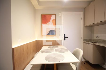 Sala/Cozinha de apartamento para alugar com 2 quartos, 44m² em Cidade Jardim, São Paulo