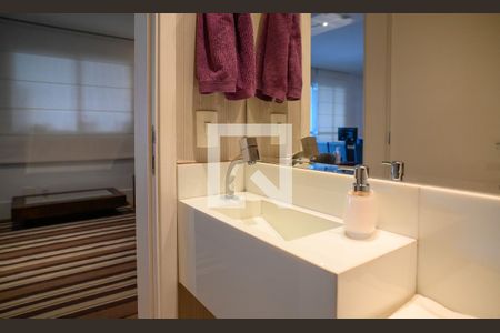 Lavabo de apartamento à venda com 3 quartos, 143m² em Vila Gumercindo, São Paulo