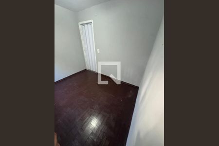 Quarto 2 de casa para alugar com 2 quartos, 100m² em Santo Antônio, Porto Alegre