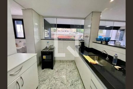 Cozinha de apartamento para alugar com 2 quartos, 74m² em Buritis, Belo Horizonte