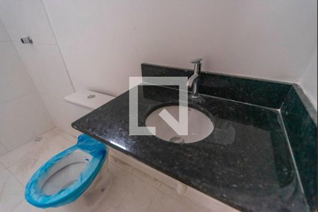 Banheiro de apartamento à venda com 2 quartos, 87m² em Vila Humaita, Santo André