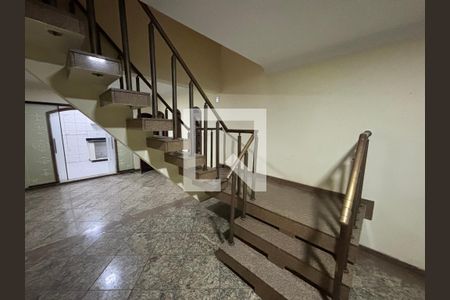Sala de casa à venda com 4 quartos, 369m² em Vila Rio Branco, São Paulo