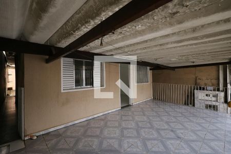 Hall Sala de casa para alugar com 2 quartos, 150m² em Jardim Reimberg, São Paulo