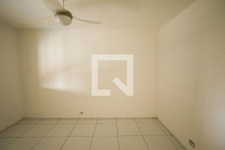 Quarto 1 de casa para alugar com 2 quartos, 150m² em Jardim Reimberg, São Paulo