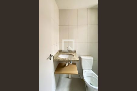 Banheiro  de apartamento para alugar com 1 quarto, 25m² em Vila Sao Geraldo, São Paulo