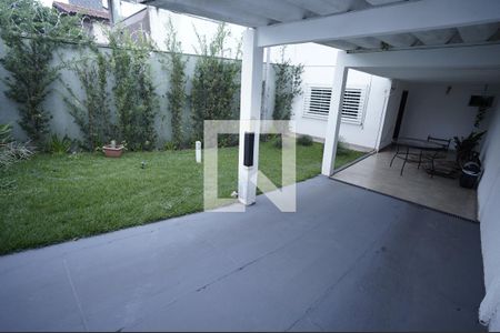 Casa para alugar com 3 quartos, 195m² em Setor Bueno, Goiânia