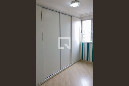 Quarto 1 de apartamento para alugar com 2 quartos, 57m² em Bandeiras, Osasco