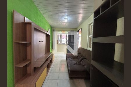 Sala de casa para alugar com 2 quartos, 45m² em Monte Cristo, Florianópolis
