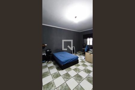 Quarto 1 - Casa 3 de casa à venda com 6 quartos, 273m² em Km 18, Osasco