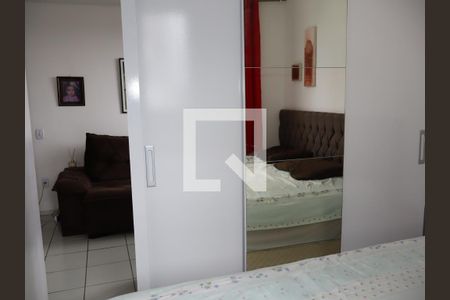 Quarto 2 de apartamento para alugar com 2 quartos, 49m² em Parque São Lourenço, São Paulo