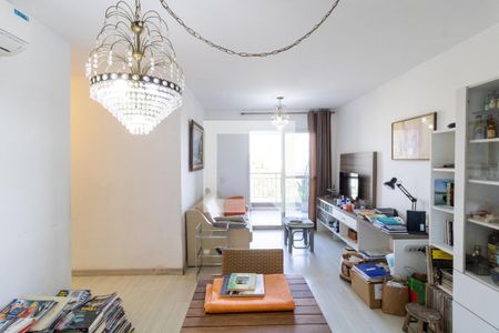 Sala de apartamento à venda com 3 quartos, 72m² em Teresópolis, Porto Alegre