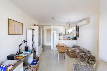 Sala de apartamento à venda com 3 quartos, 72m² em Teresópolis, Porto Alegre