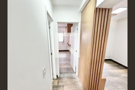 Corredor de apartamento para alugar com 2 quartos, 55m² em Jardim São Paulo, São Paulo