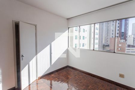 Semi-Suíte de apartamento à venda com 2 quartos, 74m² em Funcionários, Belo Horizonte
