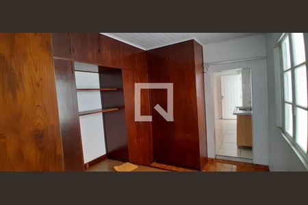 Quarto de casa para alugar com 3 quartos, 150m² em Vila Nair, São Paulo