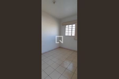 Quarto 2 de casa para alugar com 3 quartos, 150m² em Vila Nair, São Paulo