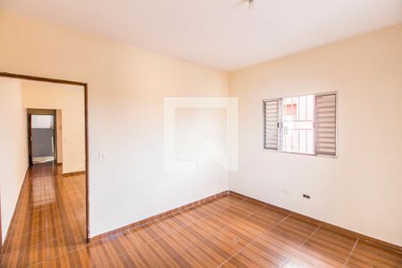 Quarto de casa para alugar com 1 quarto, 50m² em Jardim Julio, Barueri