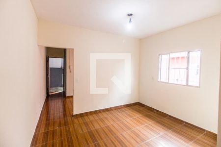 Quarto de casa para alugar com 1 quarto, 50m² em Jardim Julio, Barueri