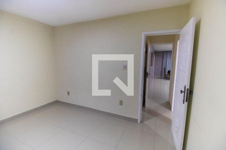 Quarto 1 de casa para alugar com 5 quartos, 130m² em Piratininga, Niterói